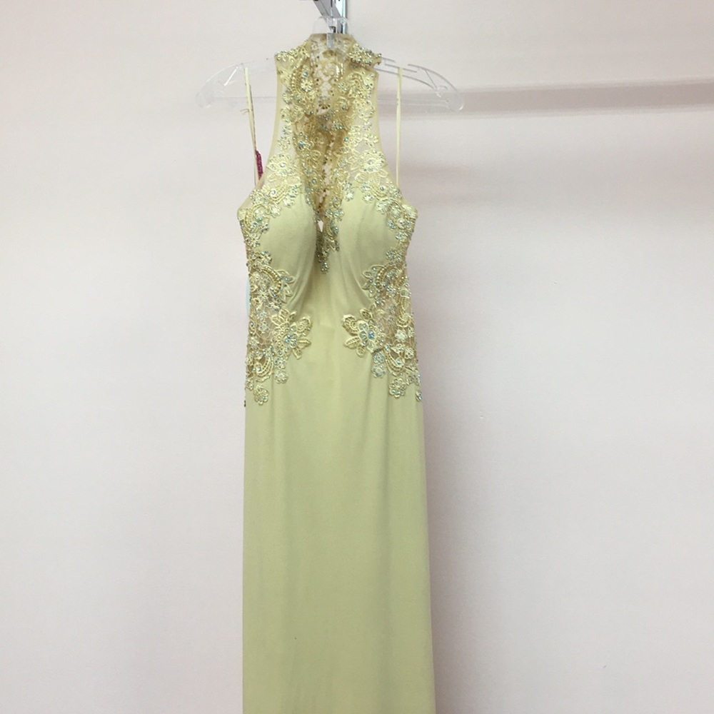 NWT TAN FIT AND FLARE JERSEY DRESS